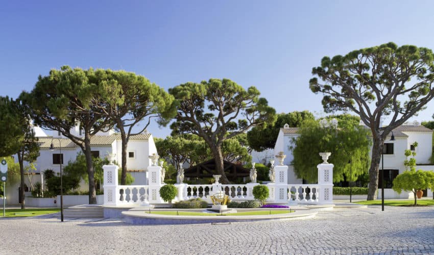 Pine Cliffs Hotel, a